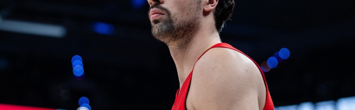 华体会 hth-30+6+2+2，因为他老了，交易他，结果他焕发新生，要带队进季后赛|霍勒迪|开拓者|朱霍勒迪|快船|阿夫迪亚_新浪体育_新浪新闻